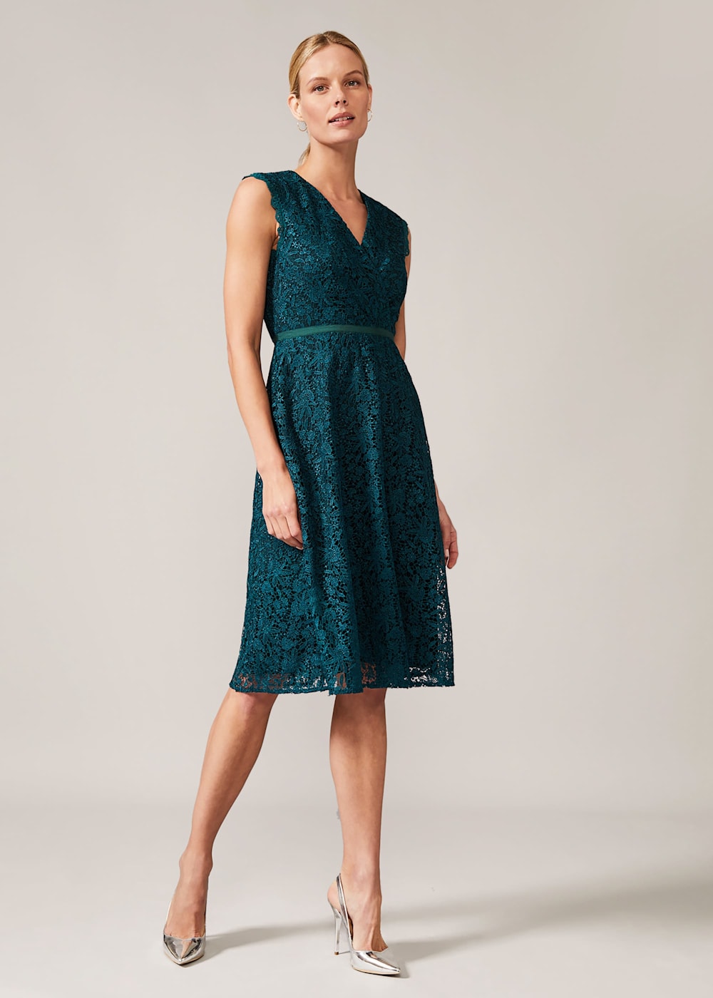 Flare lace dress cheap