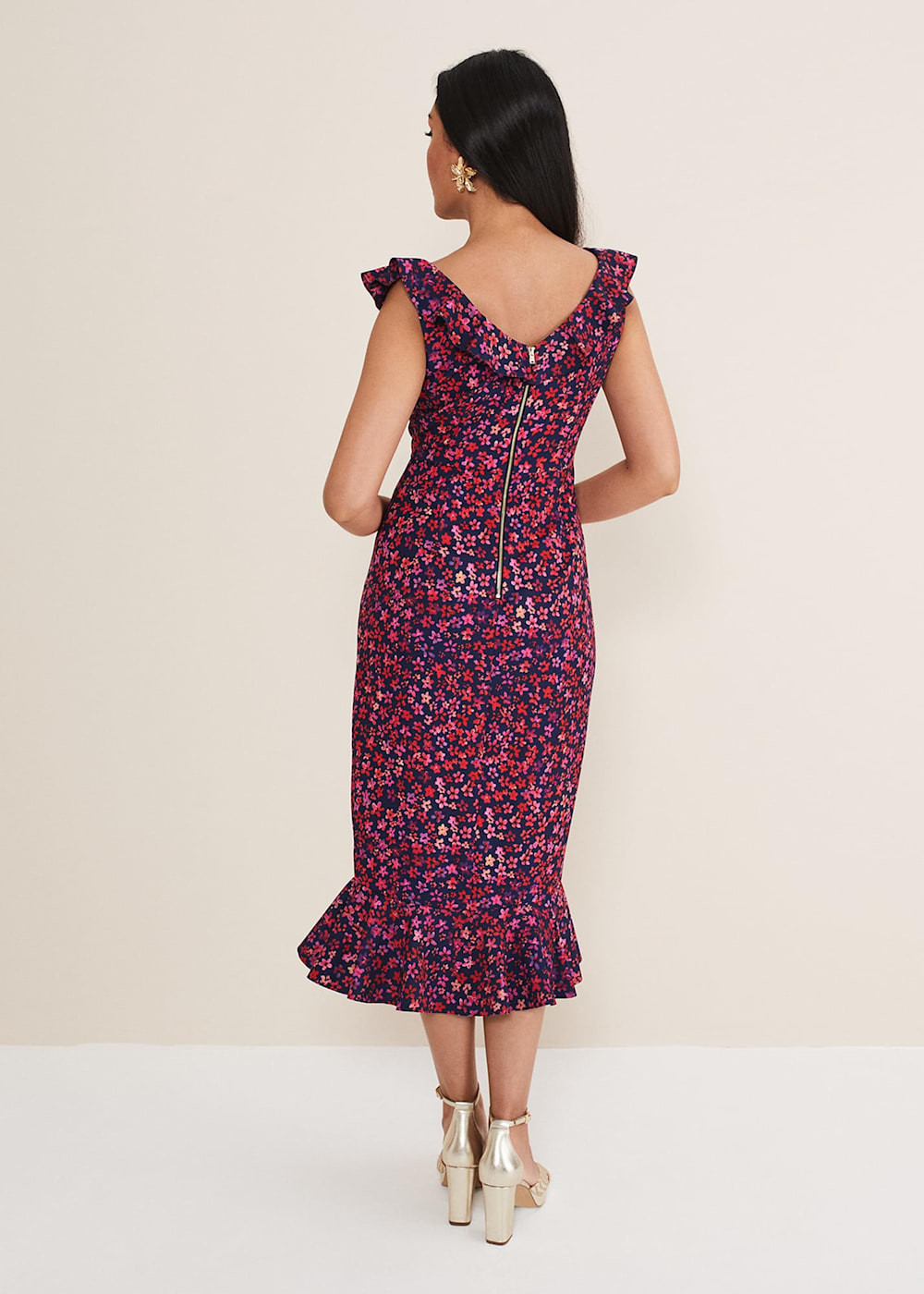 Petite Viola V-Neck Ditsy Frill Dress | Phase Eight UK | Petite Viola V-Neck Ditsy Frill Dress | Phase Eight UK |