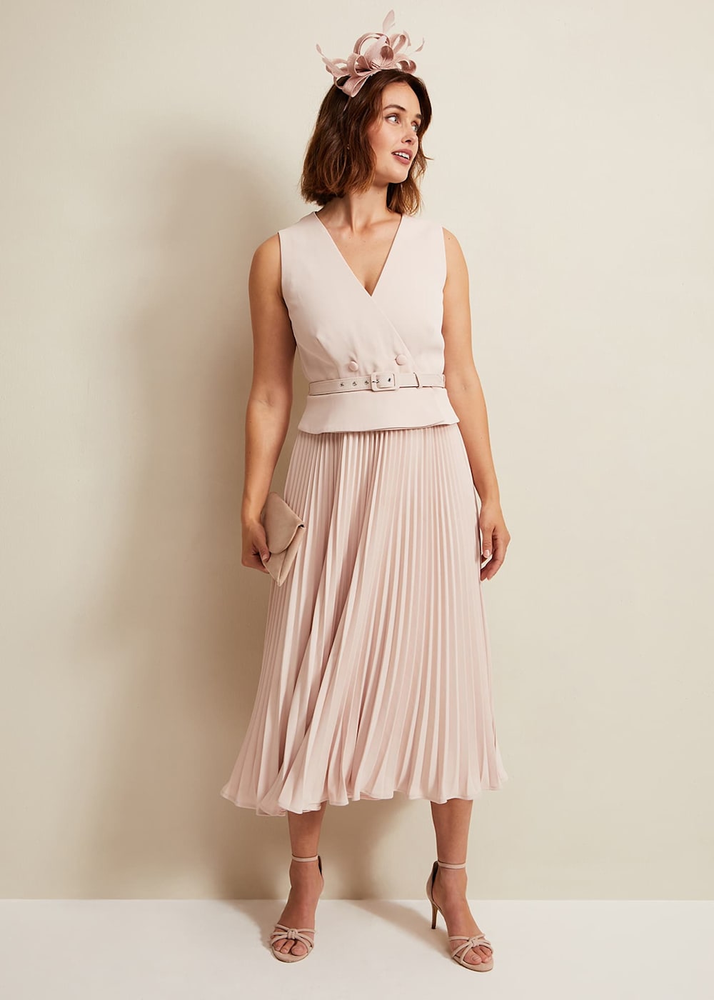 Pleated dress styles clearance