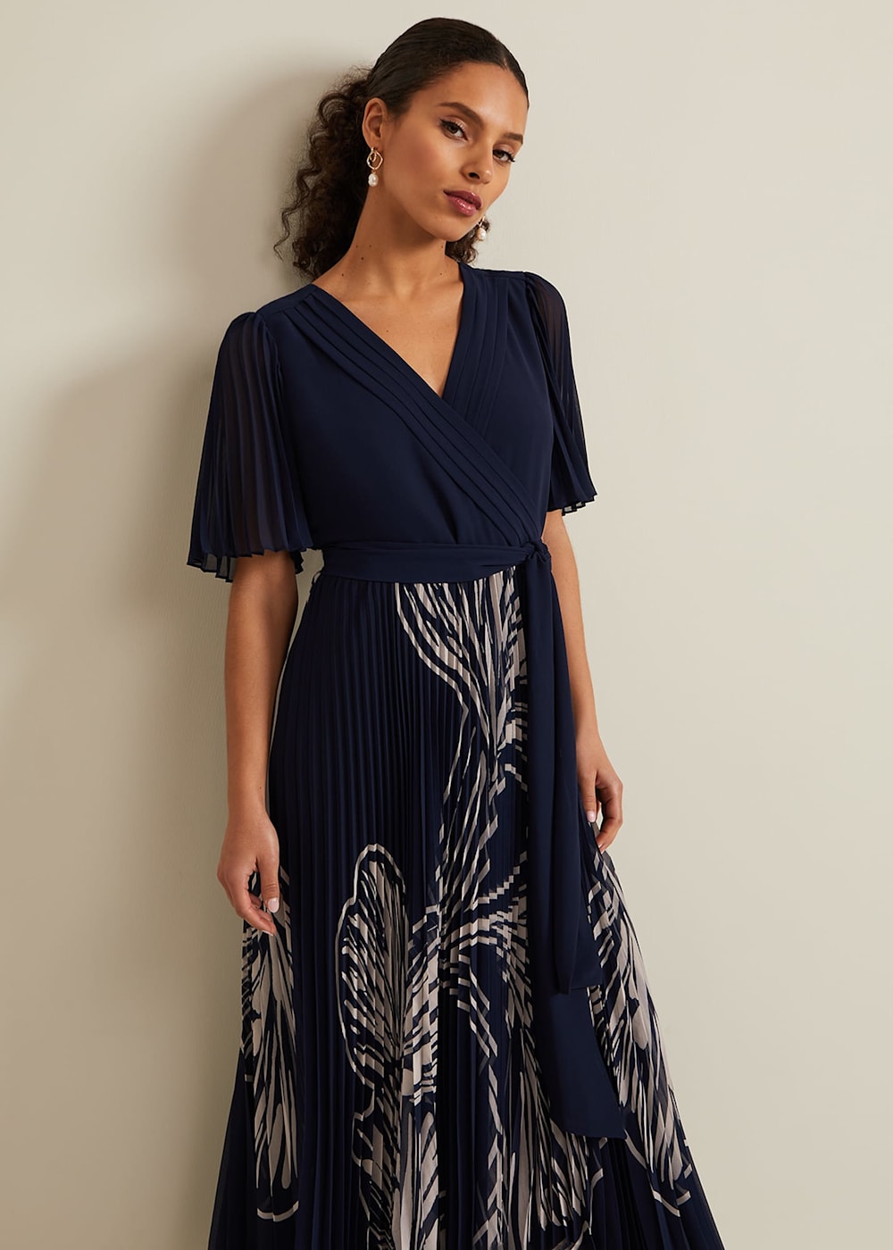 Phase Eight Abigail Printed Pleat Midaxi Dress Phase Eight Abigail Printed Pleat Midaxi Dress
