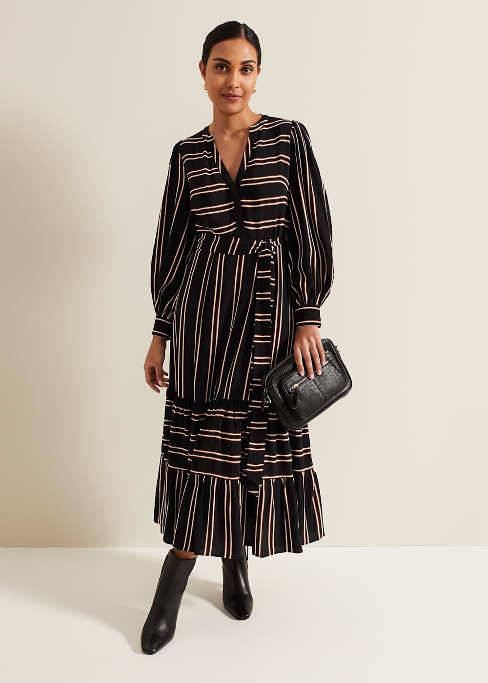 Laura petite dress store