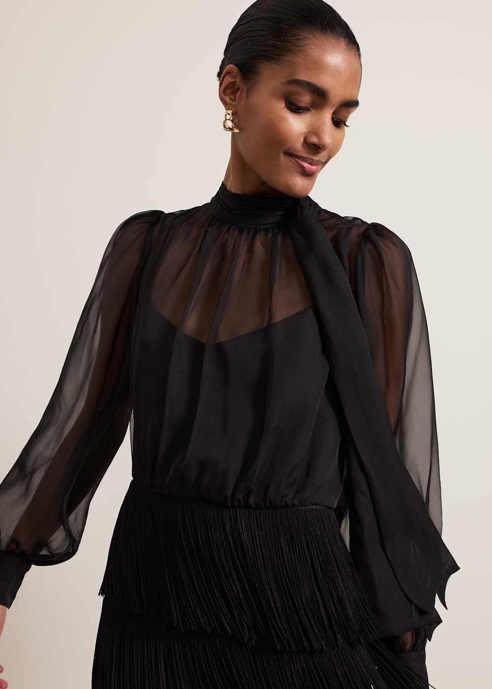 Fringe skirts and dresses 2025