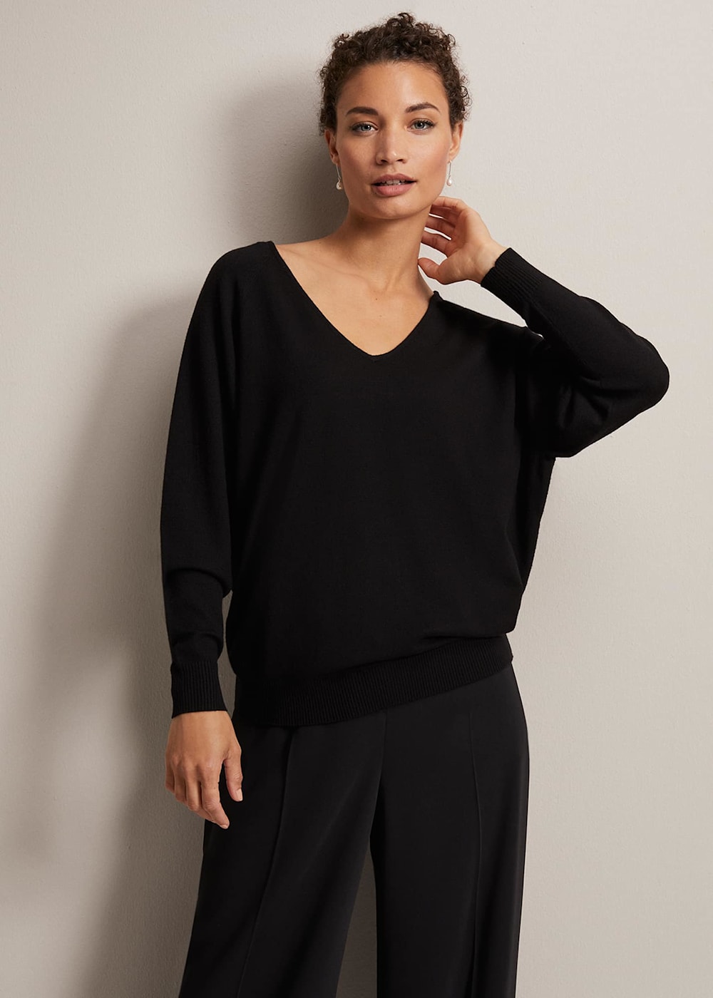 Fine knit v neck jumper online
