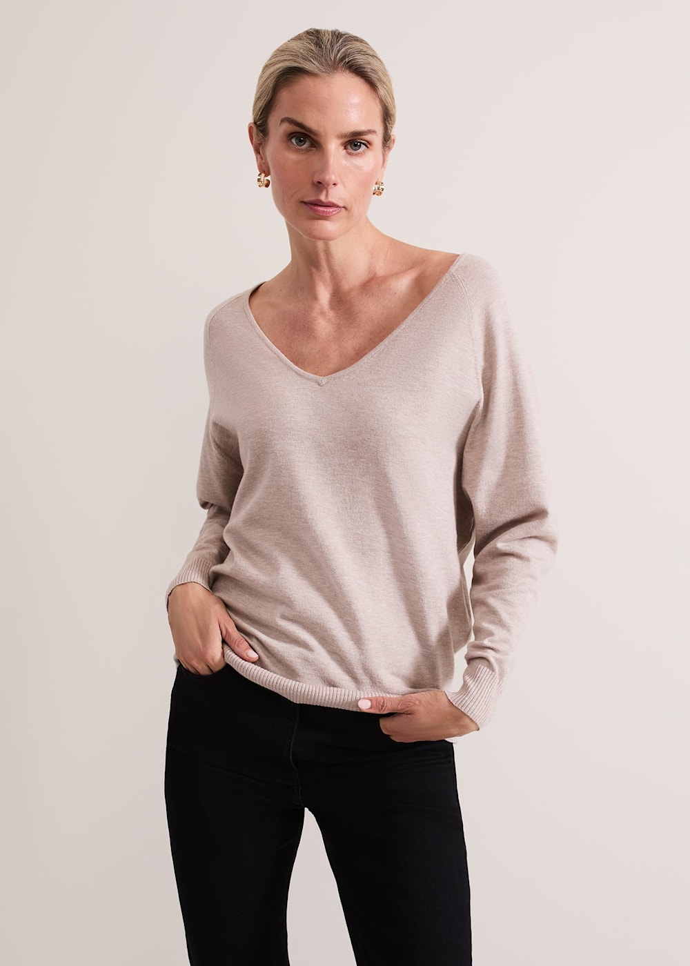 V neck fine knit jumper sale