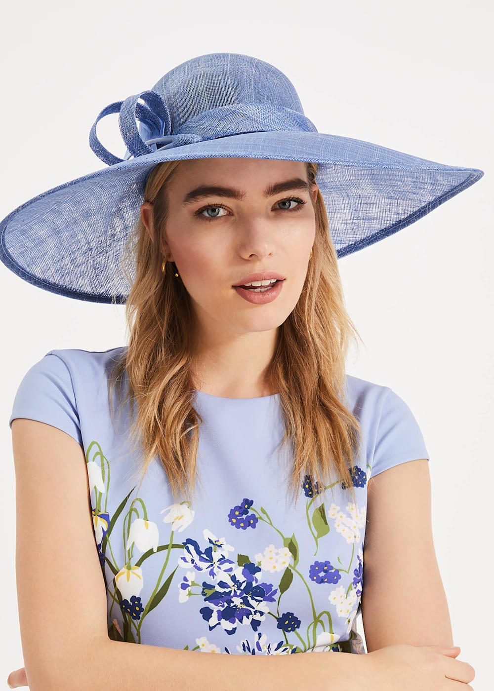 Round wide brim hat deals