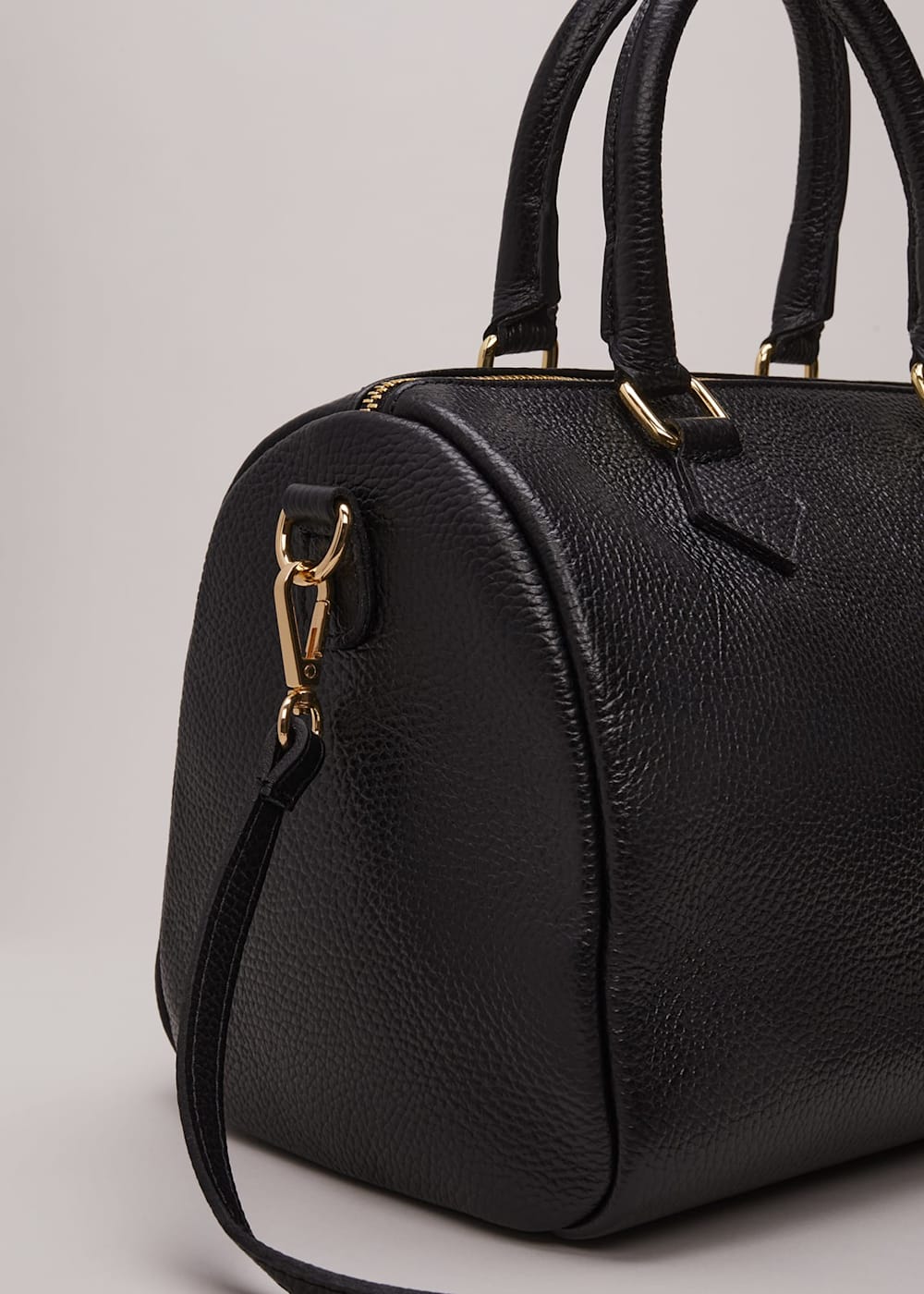 MUSINSA | LEMARD Cracked Leather Bowling Bag - Black - バッグ