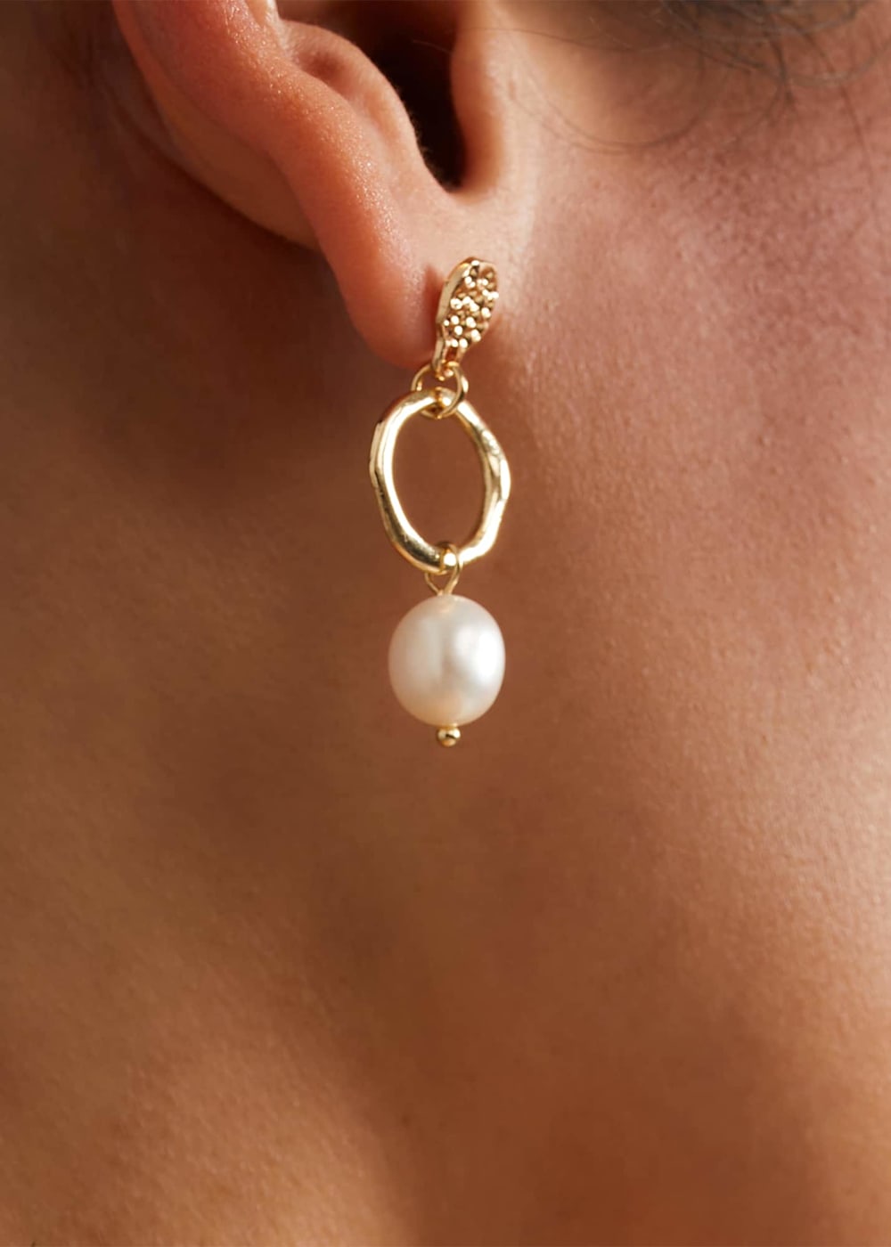 Mini pearl drop earrings sale