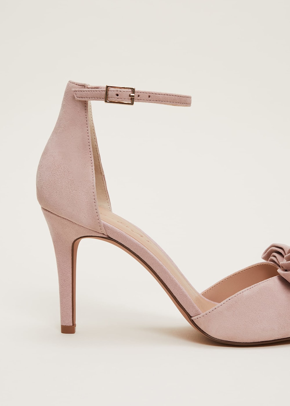 Suede pump with removable web bow deals