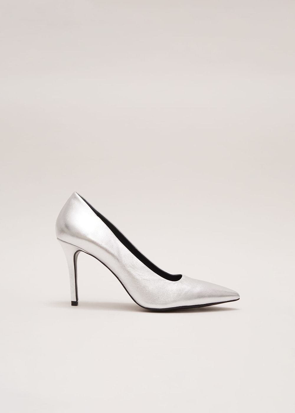 Silver pointed court shoes deals