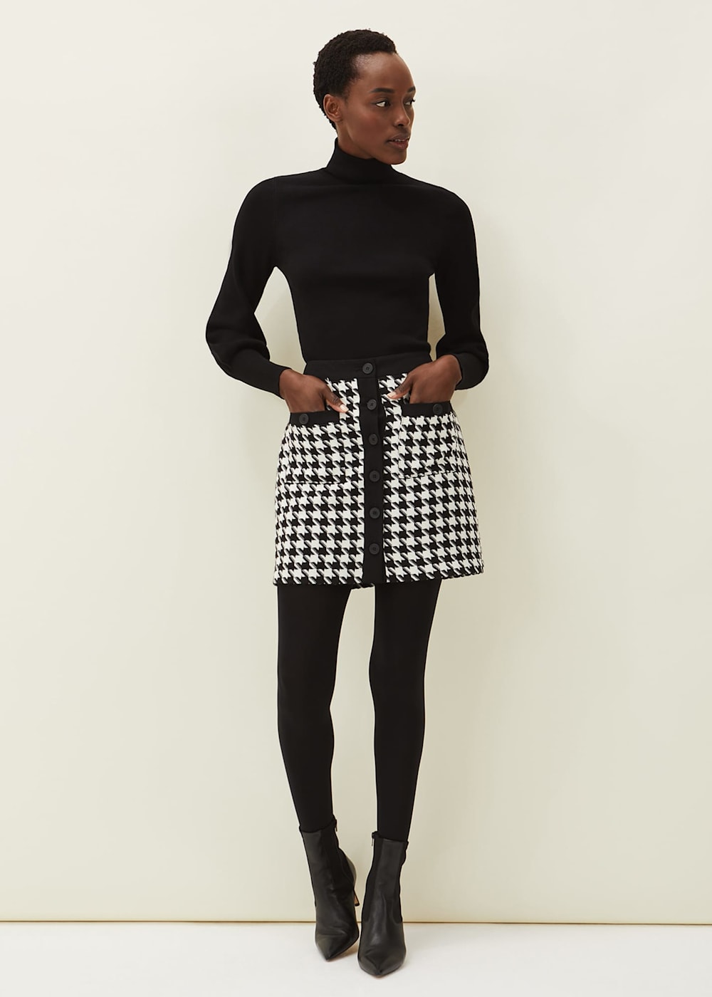 801235725-02-alicia-dogtooth- 801235725-02-alicia-dogtooth-