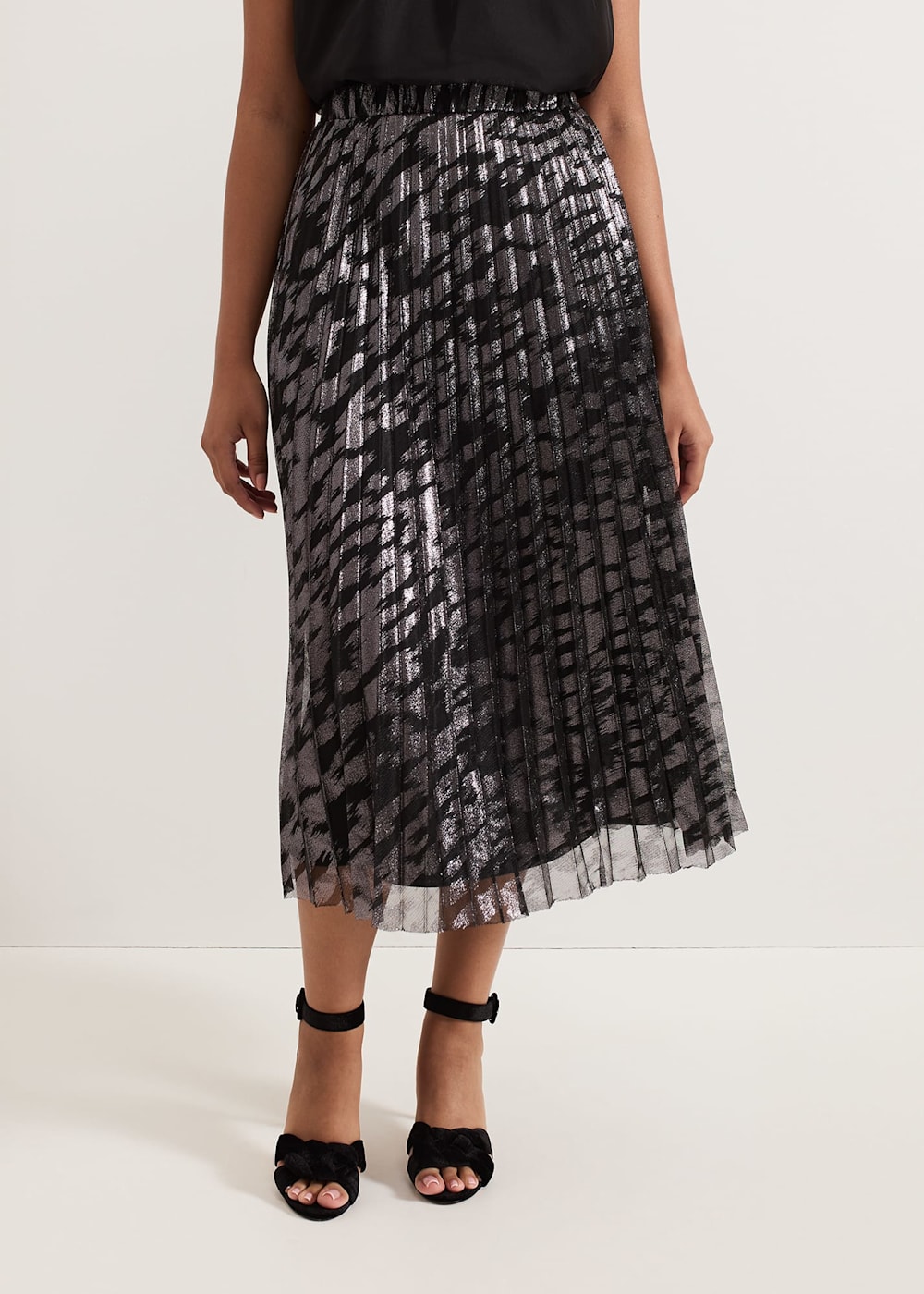 Metallic pleated skirt size 18 clearance