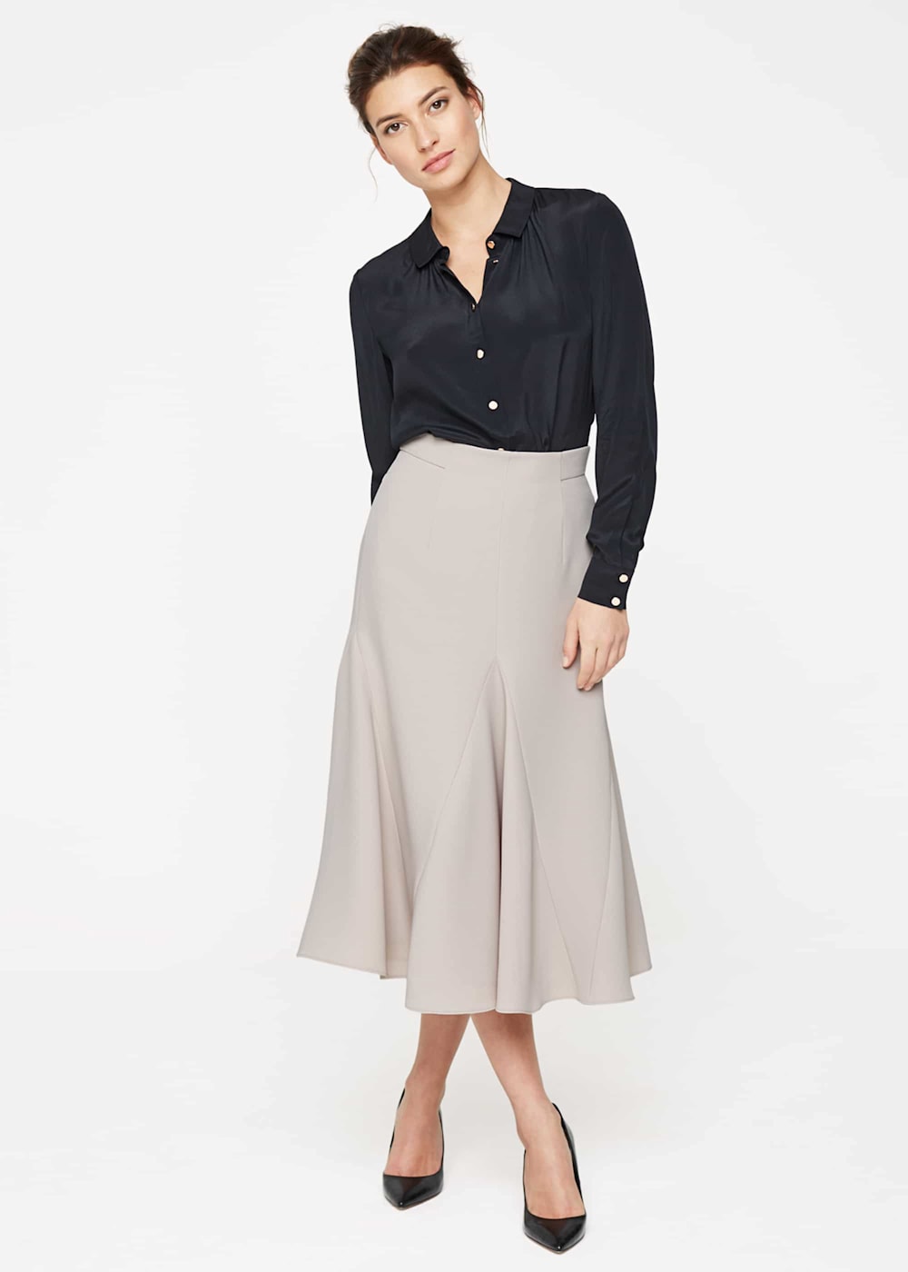 Tailored skirt outlet