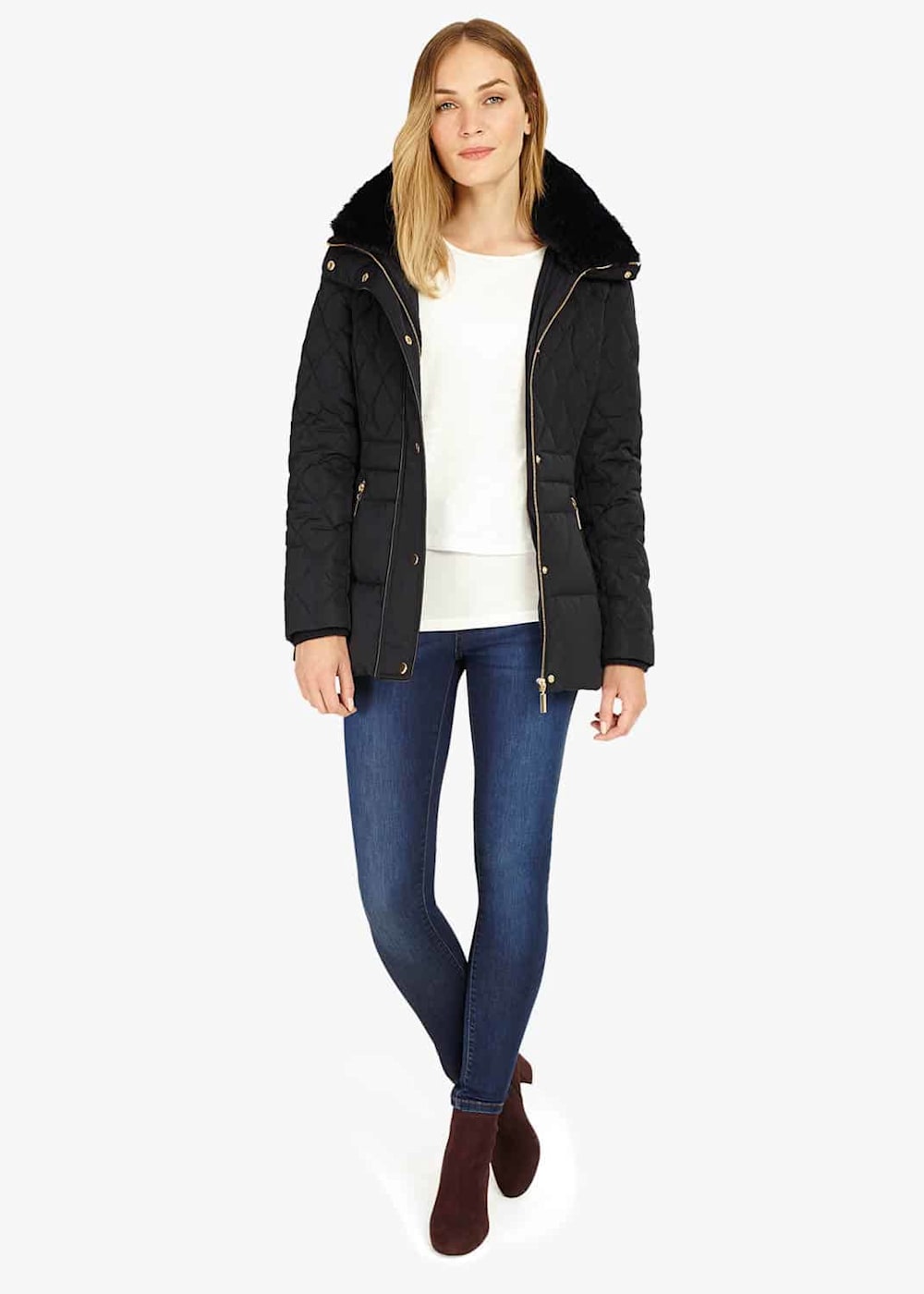 Deasia Short Diamond Puffer Coat