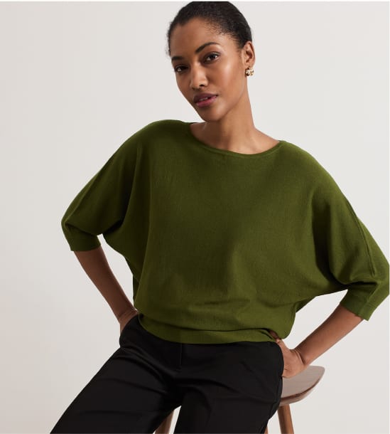 Woman wearing Phase Eight outfit