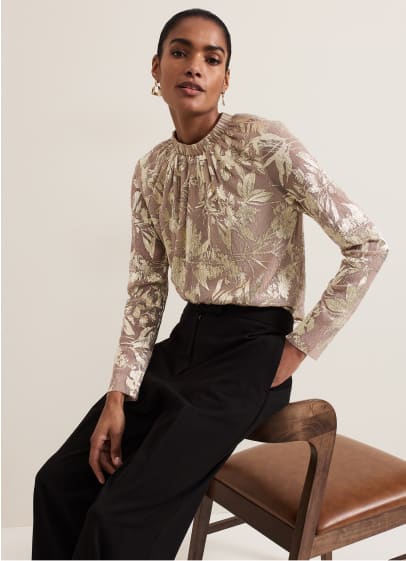 Woman wearing Phase Eight outfit