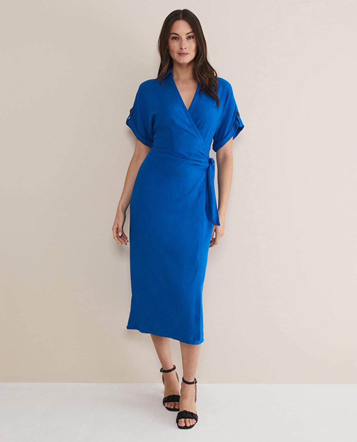 Woman wearing blue linen dress