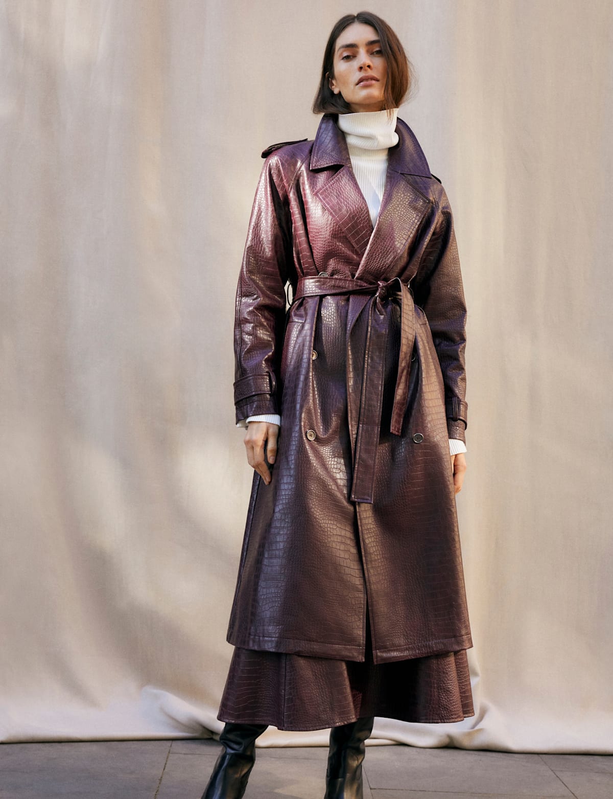 Phase eight ladies clothes shop