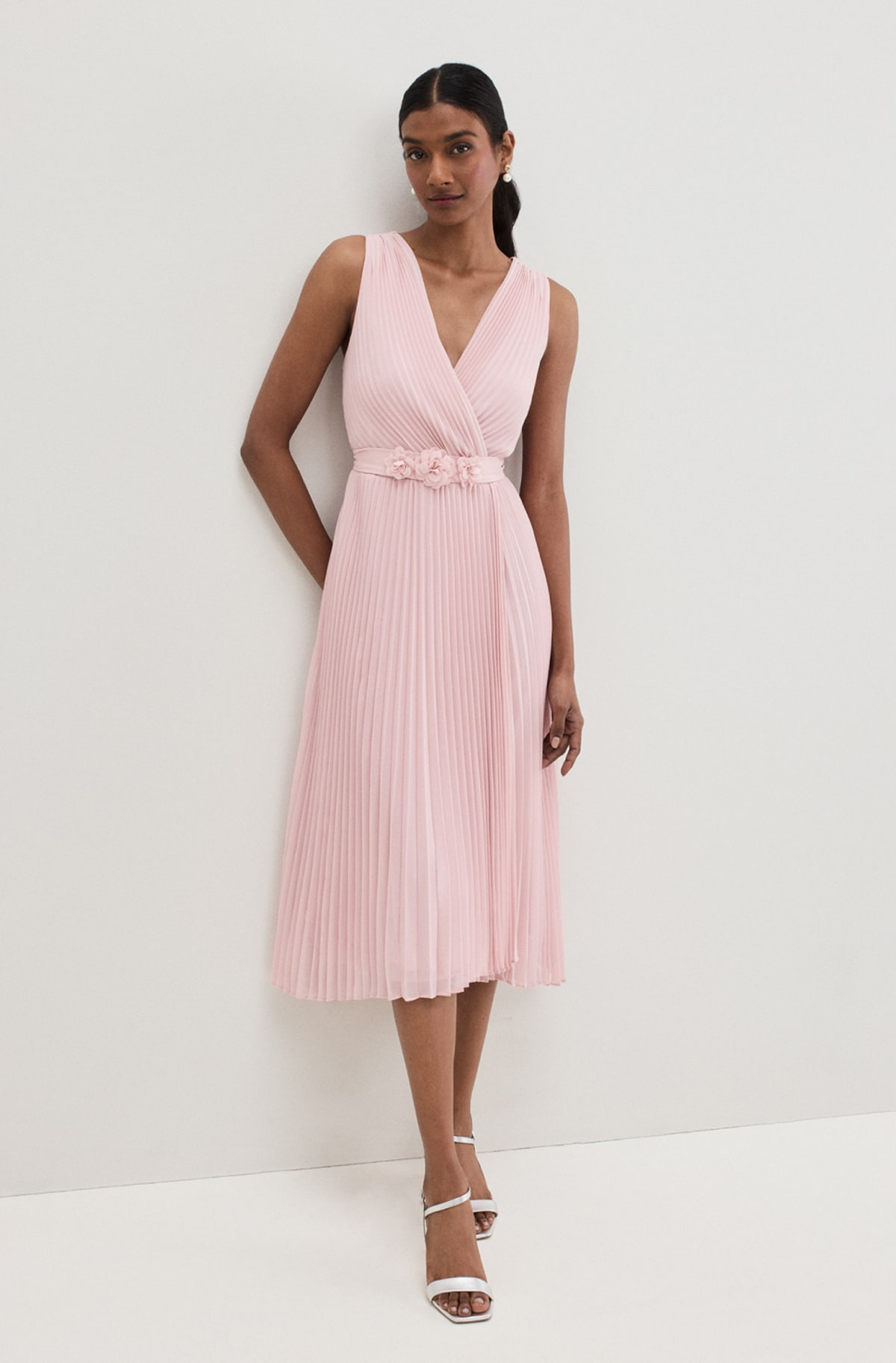 Woman wearing Phase Eight bridesmaid dress
