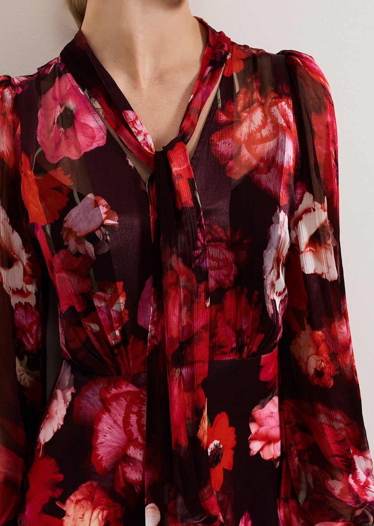 Woman wearing Phase Eight races outfit