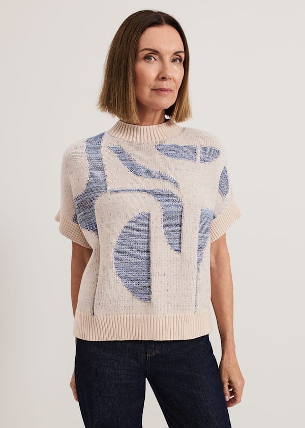 Sara Geo Tabard
