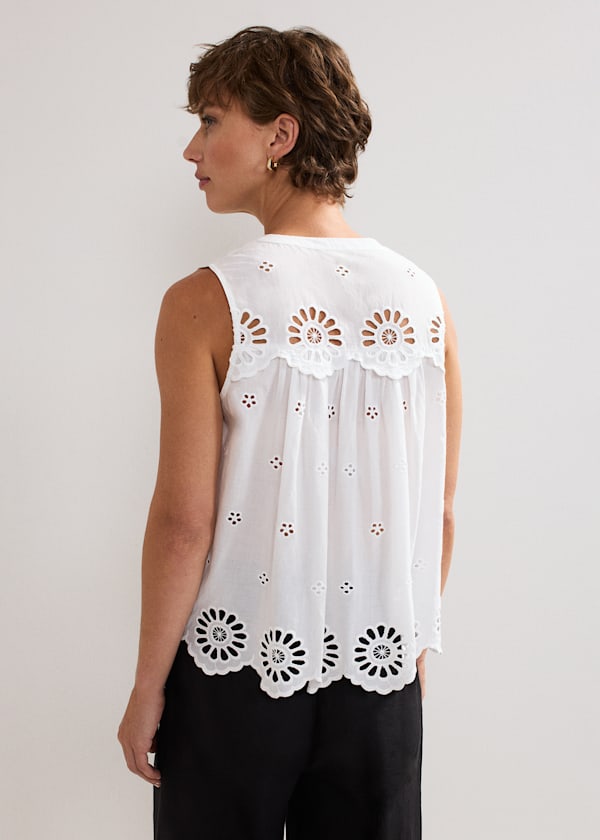 Tilda Broderie Top