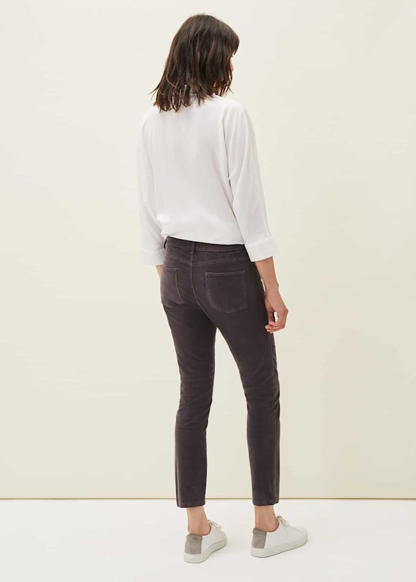 Rae Fine Corduroy Jeans