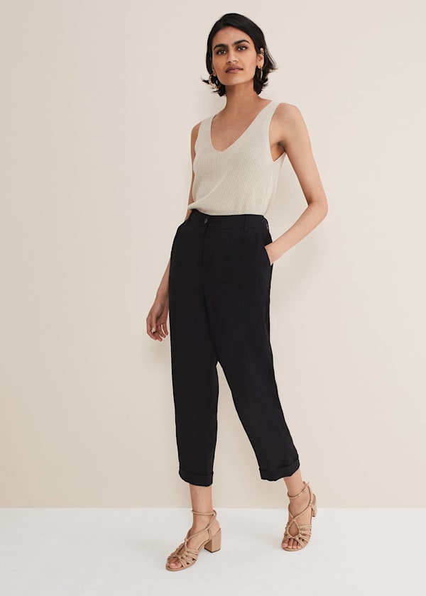 Klarra Black Linen Tapered Trousers