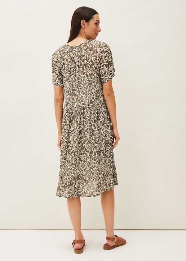 Jemmy Leaf Print Swing Dress