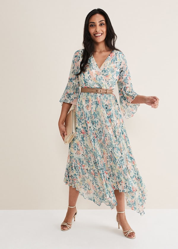 Petite Dani Floral Dress Outfit