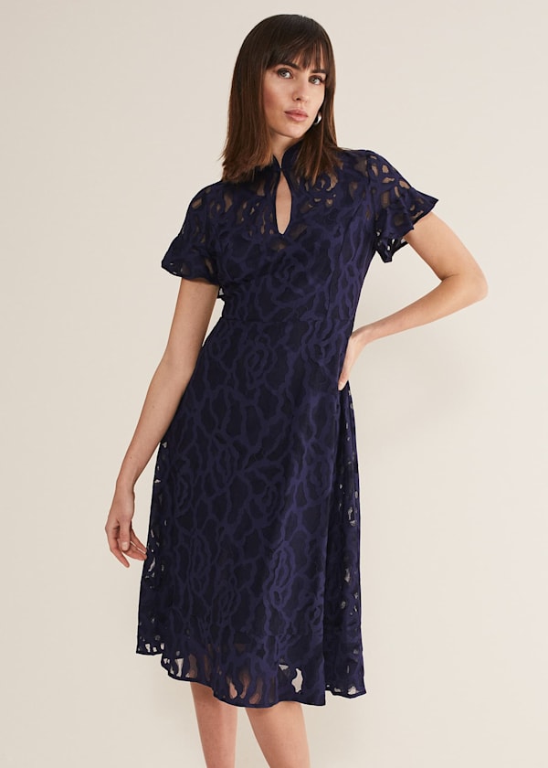 Lulu Lace Midi Dress