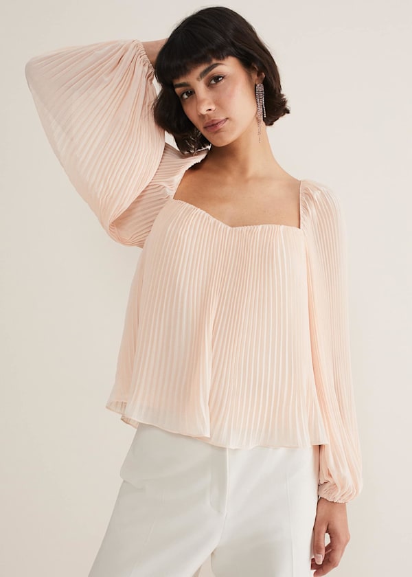 Nysa Pleated Top