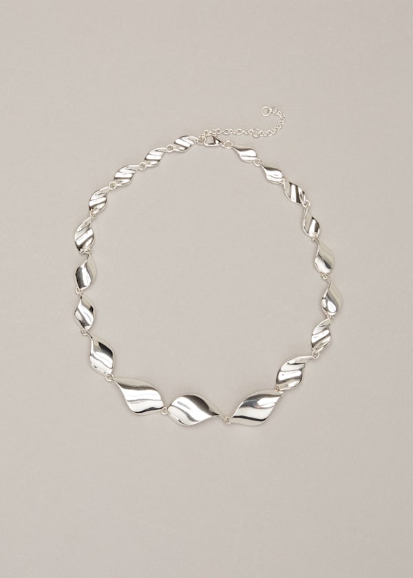 Cam Twisted Leaf Necklace