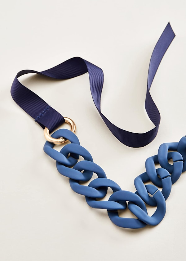 Bili Resin Necklace