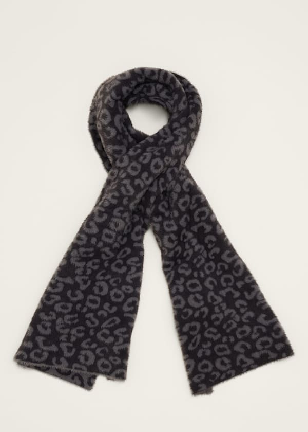 Fiona Leopard Print Fluffy Scarf