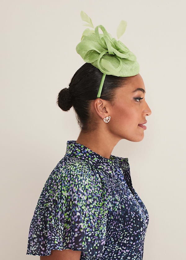 Green Flower Pillbox Fascinator