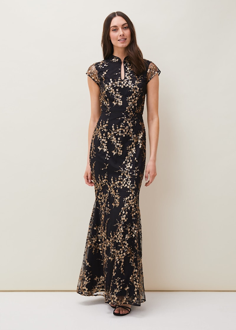 Dresses in black sia store