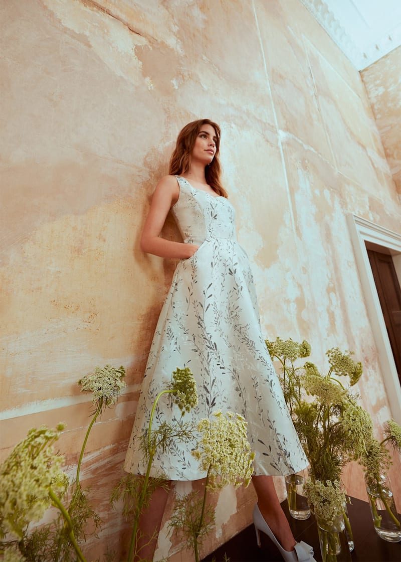 Jacquard gown clearance