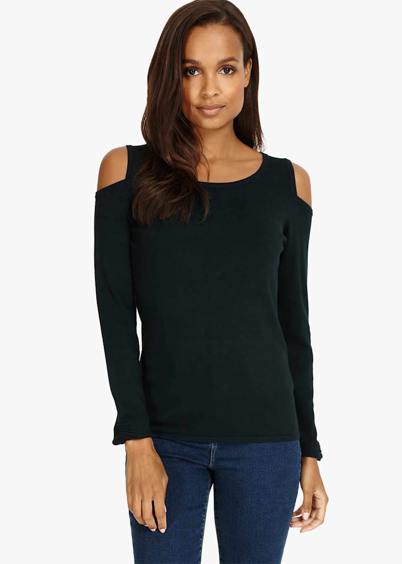Cold shoulder knitwear 2025