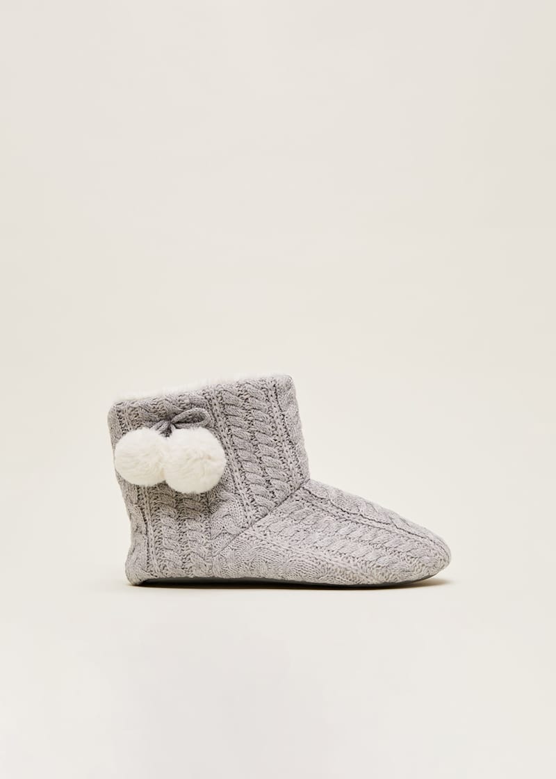 Cable knit slipper boots best sale