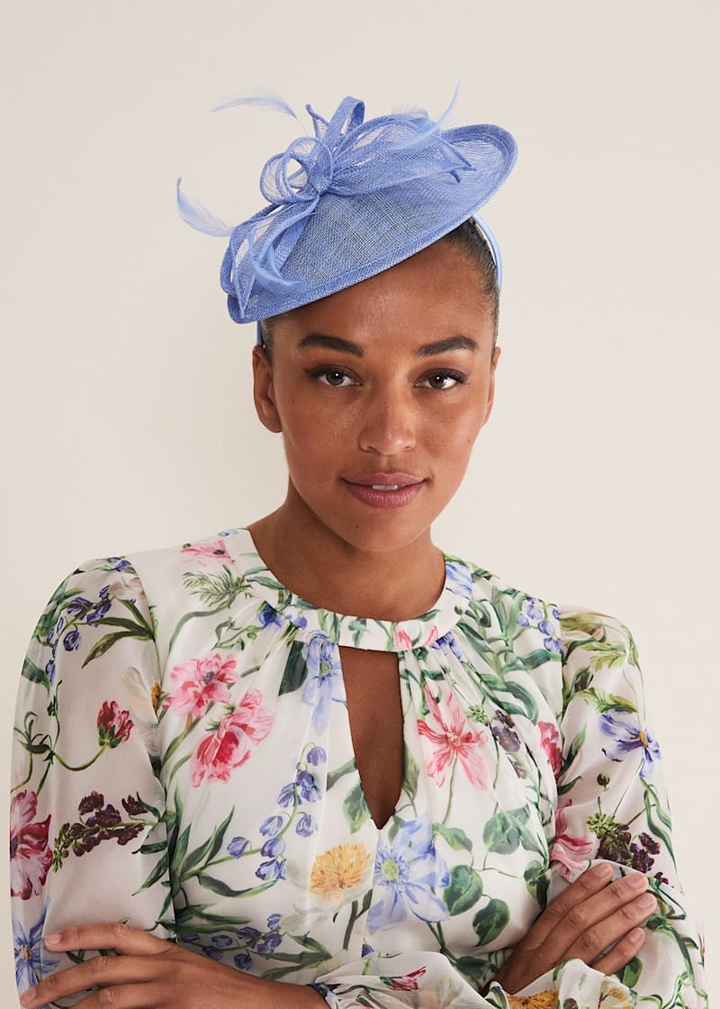 Blue hats for races deals
