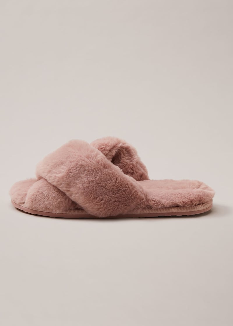 Faux fur store slider slippers