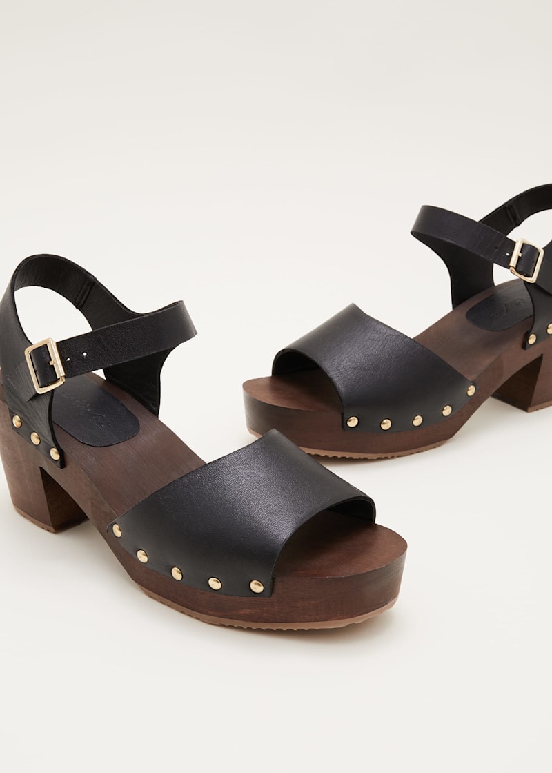 Cheap clog sandals on sale