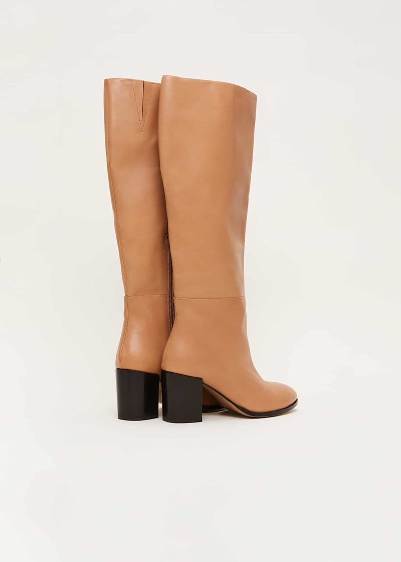 Ladies leather knee high boots size 6 top