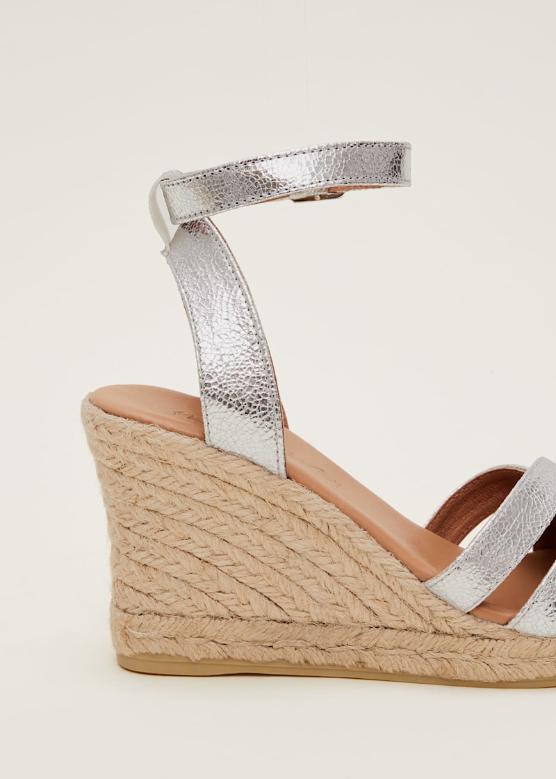 Strappy outlet espadrille sandals