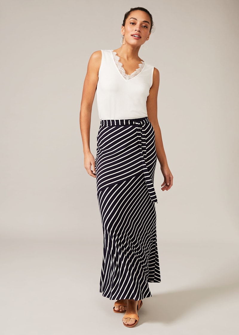 Black and white striped maxi skirt 2025
