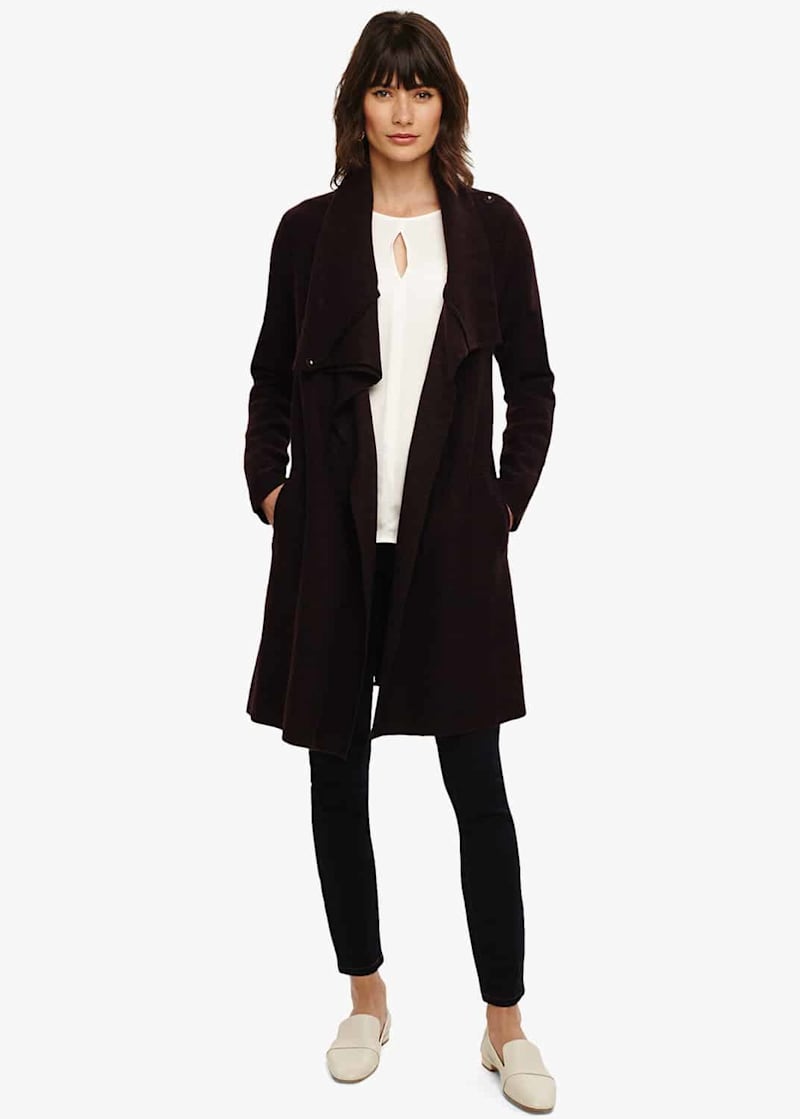 Bellona level hem coat top
