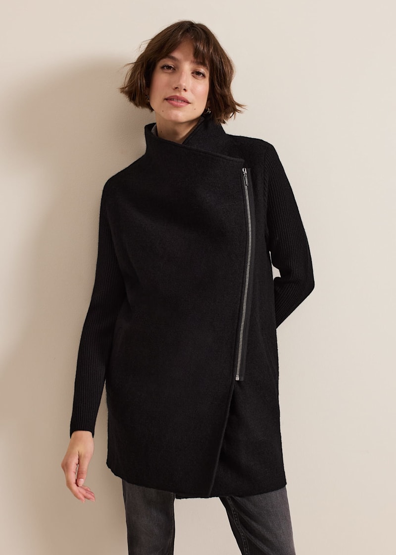 Phase eight 2025 black coat